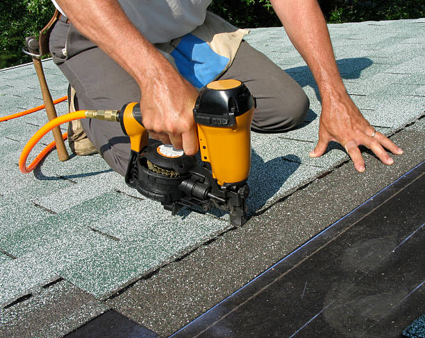 Best Commercial Roofing Services  in Slinger, WI